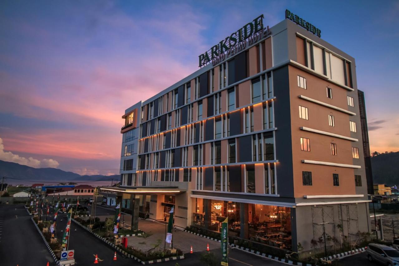 Parkside Gayo Petro Hotel Takengon Extérieur photo