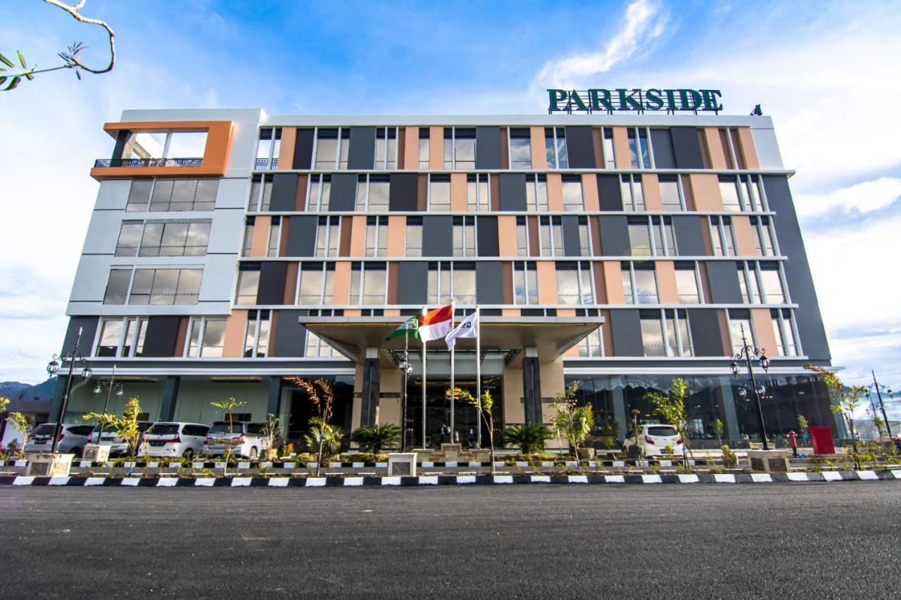 Parkside Gayo Petro Hotel Takengon Extérieur photo