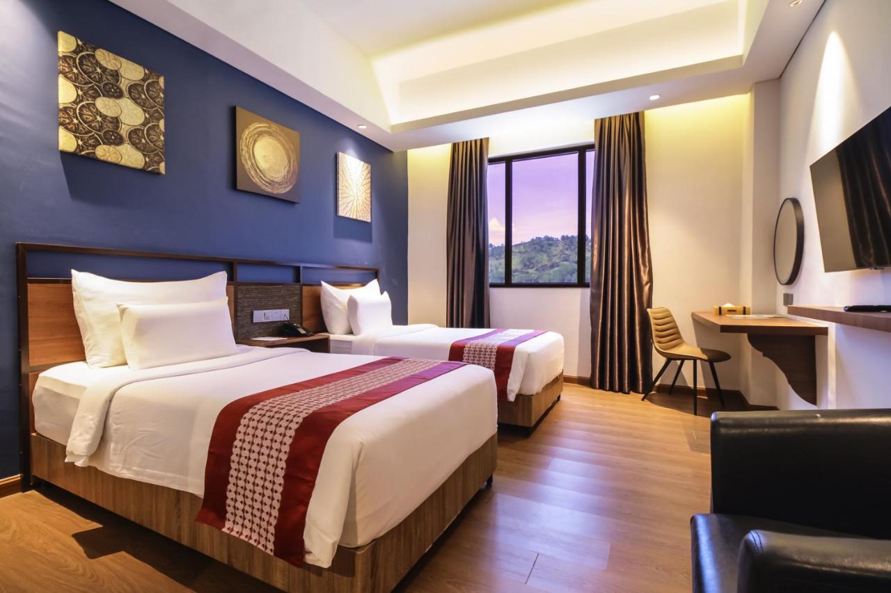 Parkside Gayo Petro Hotel Takengon Extérieur photo